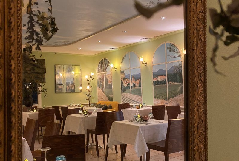 Restaurant de la Bastide de Grignan „La Chênaie“ à Grignan - 1