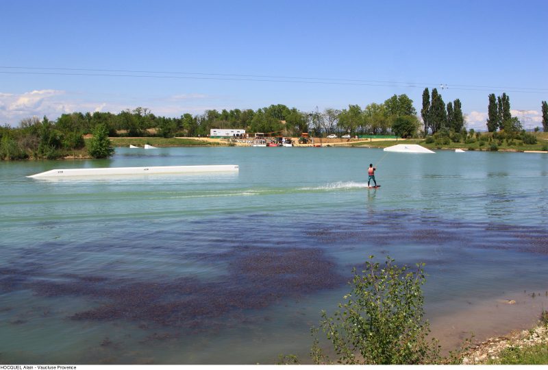 Téléski nautique – Exo 84 à Lamotte-du-Rhône - 1