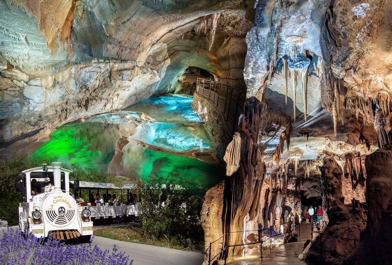 Grotte de la Cocalière à Courry - 0