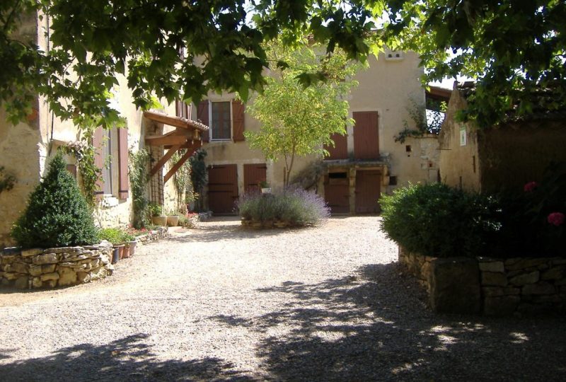 La ferme des Rosières à La Garde-Adhémar - 0