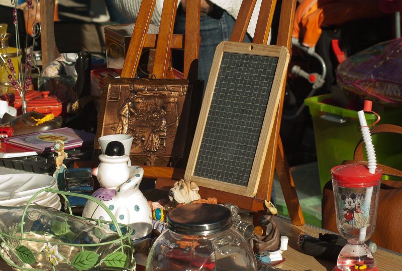 Flea market – Garage sale à Bourg-Saint-Andéol - 0