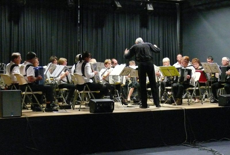 Concert des accordéonistes cheminots valentinois à Taulignan - 0