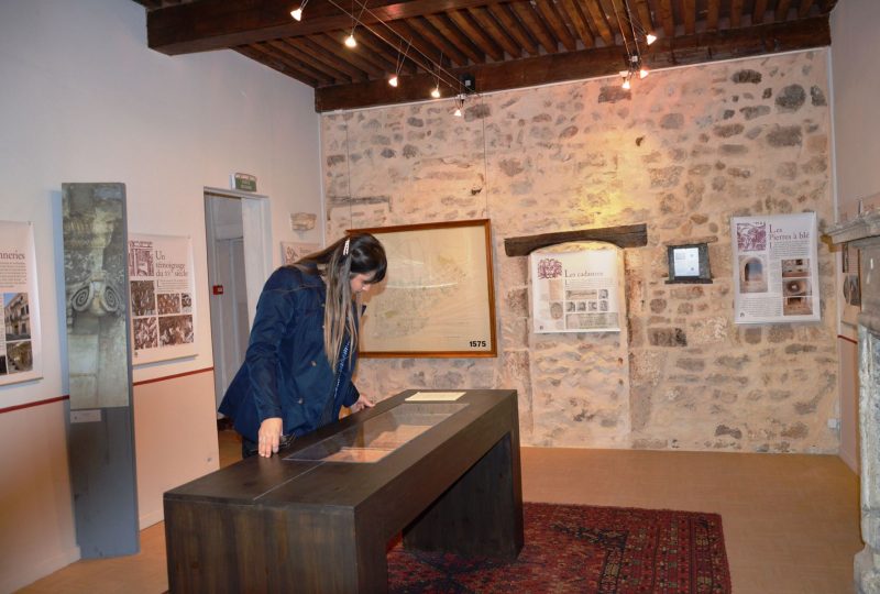 Visite du Musée des Amis du Vieux Donzère à Donzère - 0